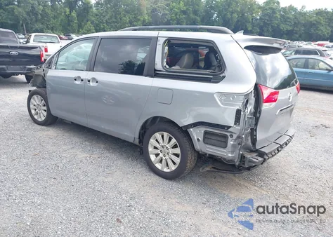 2011 Toyota Sienna Xle/Limited z USA, uszkodzony, nr VIN 5TDDK3DC3BS017280